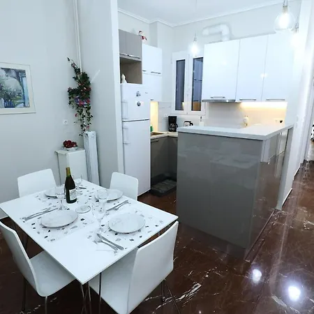 Unique Spacious In An Building